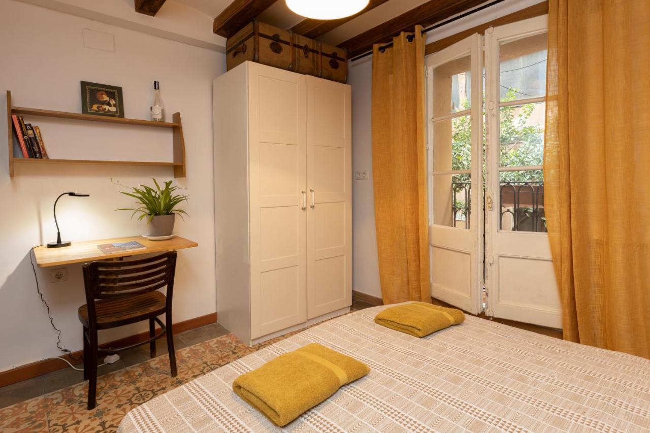 Aparteasy - Central Gracia Apartments Барселона Екстер'єр фото