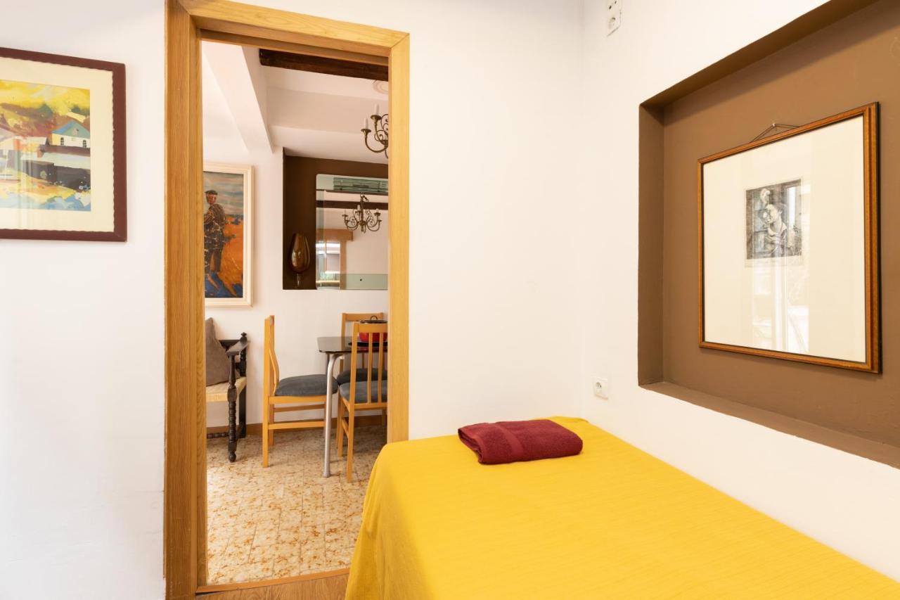 Aparteasy - Central Gracia Apartments Барселона Екстер'єр фото