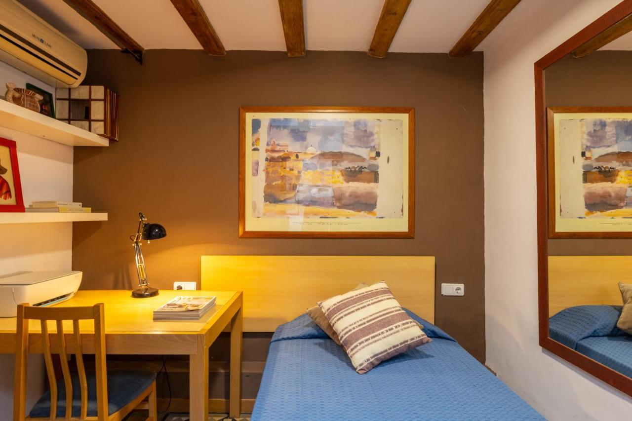 Aparteasy - Central Gracia Apartments Барселона Екстер'єр фото