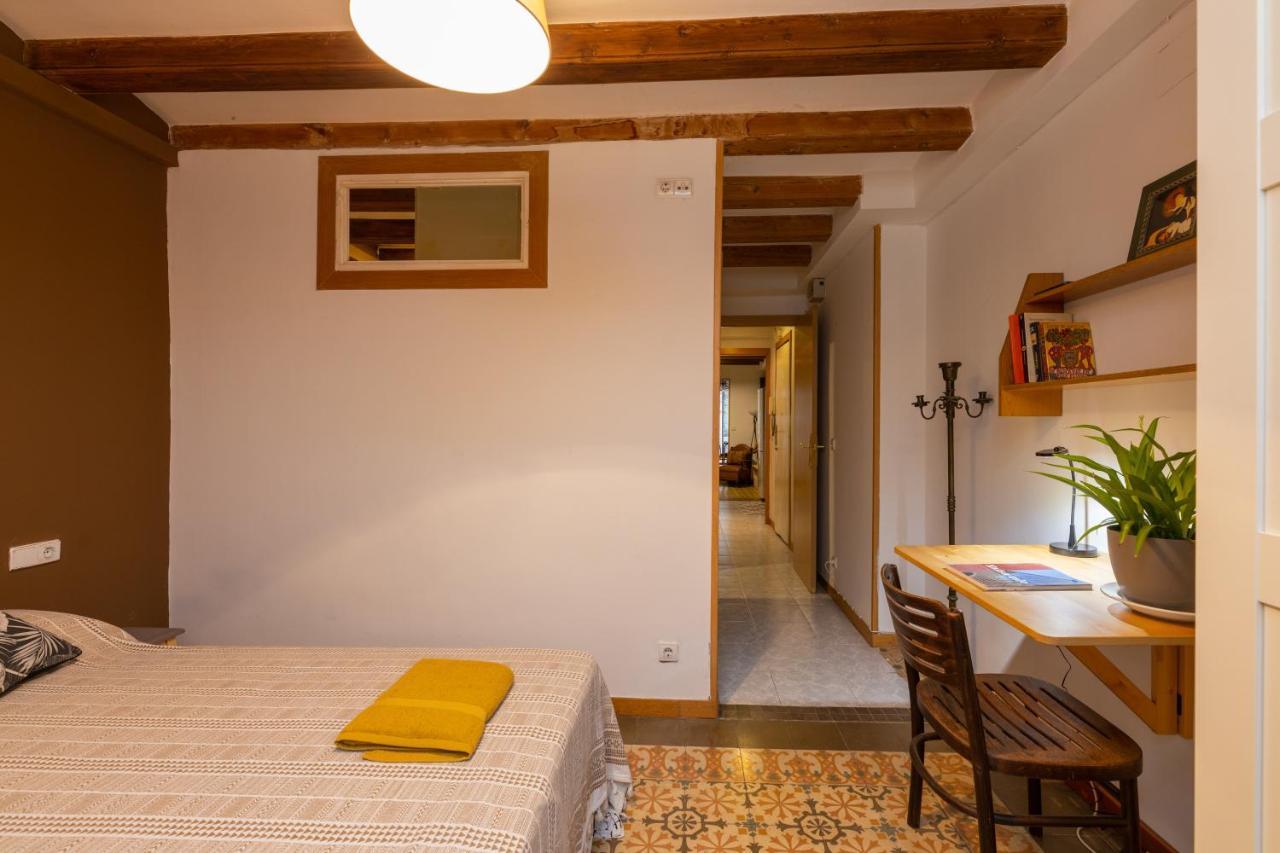 Aparteasy - Central Gracia Apartments Барселона Екстер'єр фото