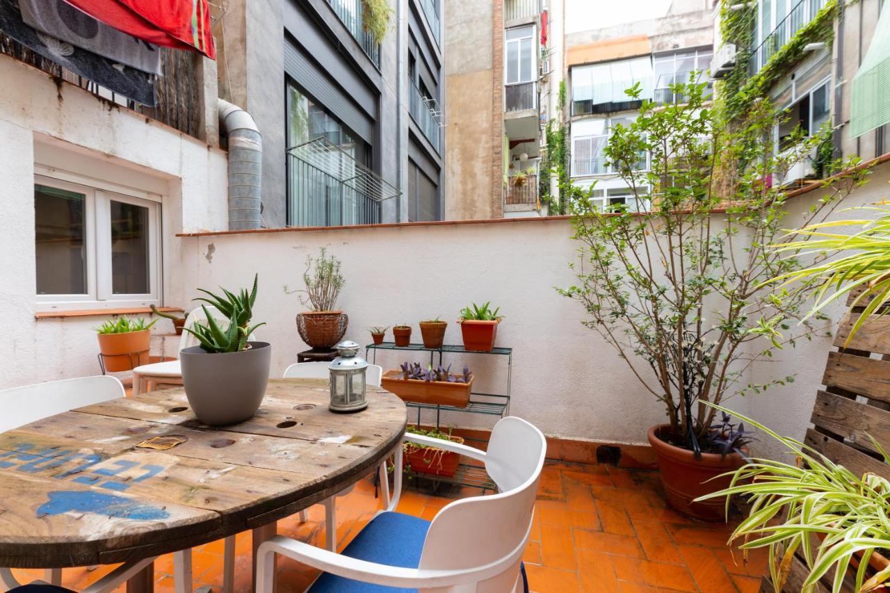Aparteasy - Central Gracia Apartments Барселона Екстер'єр фото