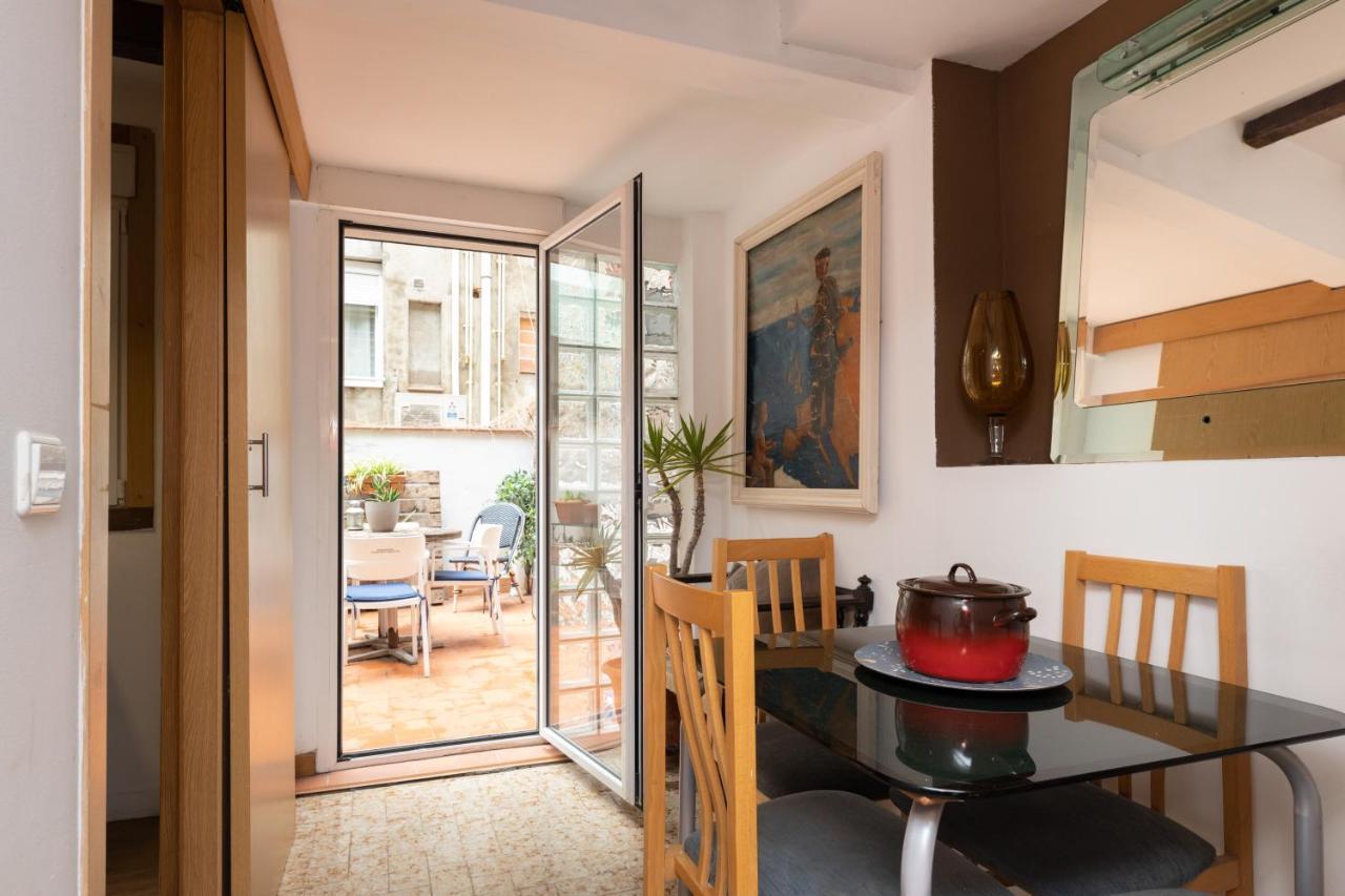 Aparteasy - Central Gracia Apartments Барселона Екстер'єр фото
