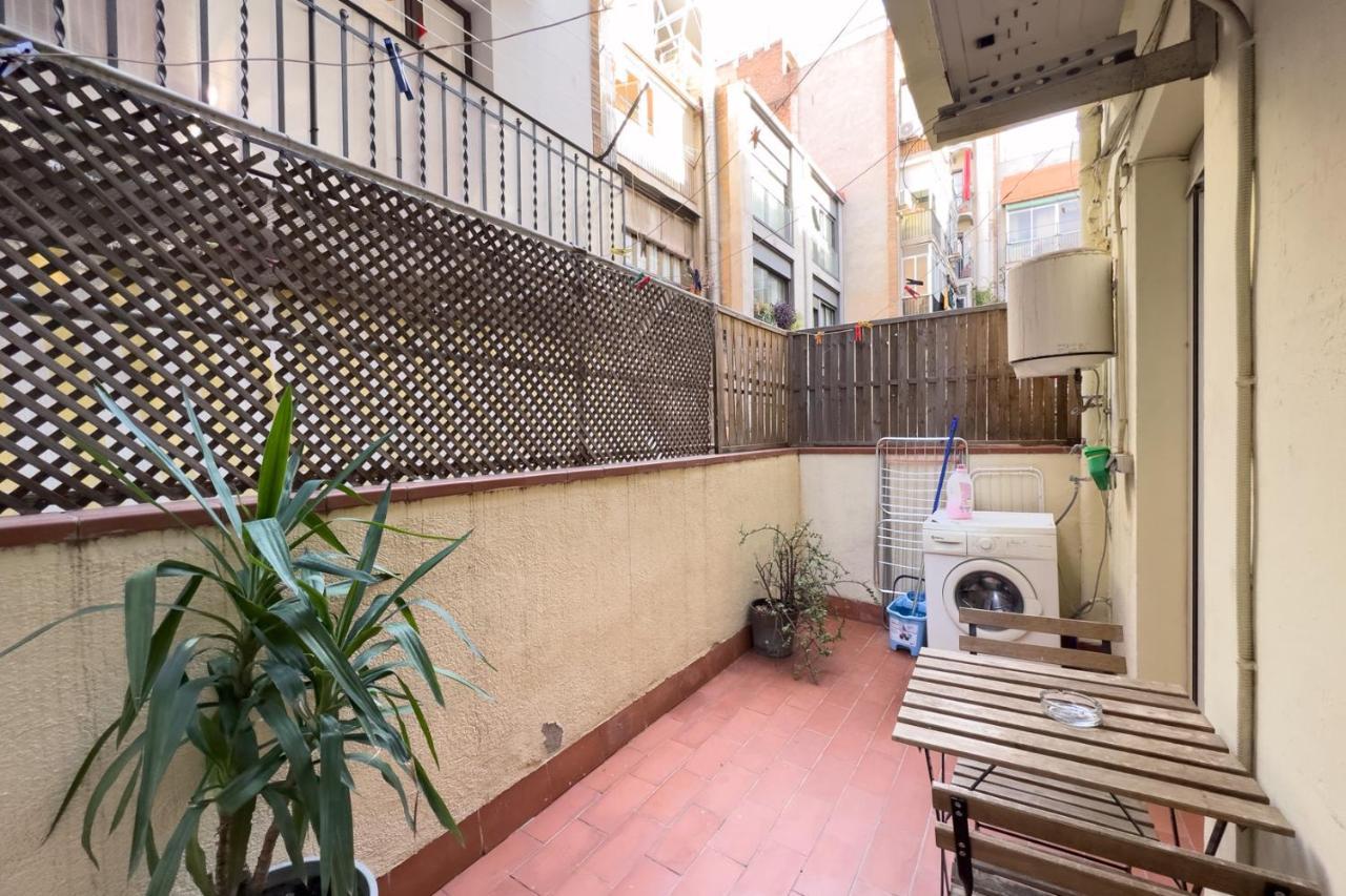 Aparteasy - Central Gracia Apartments Барселона Екстер'єр фото