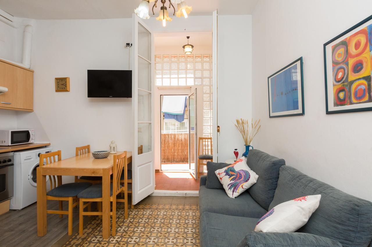Aparteasy - Central Gracia Apartments Барселона Екстер'єр фото