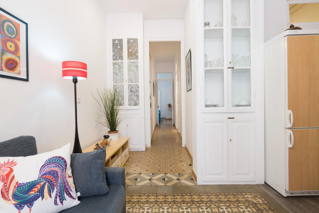 Aparteasy - Central Gracia Apartments Барселона Екстер'єр фото